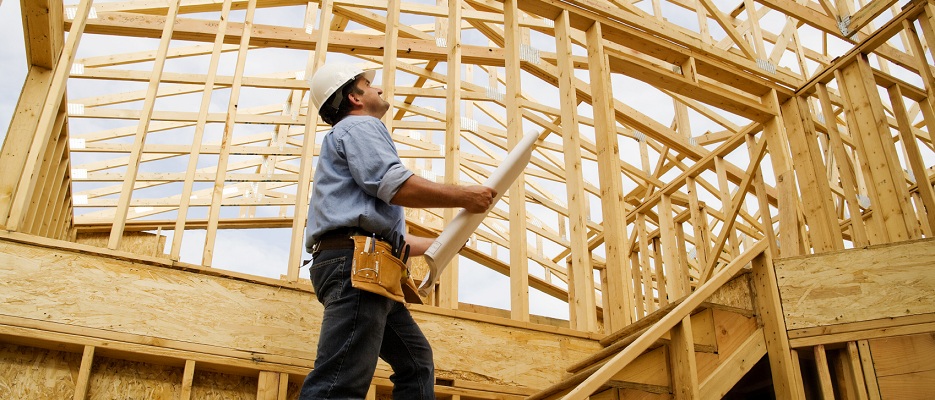 Строительство дома своими руками: почему люди выбирают строительство своими руками